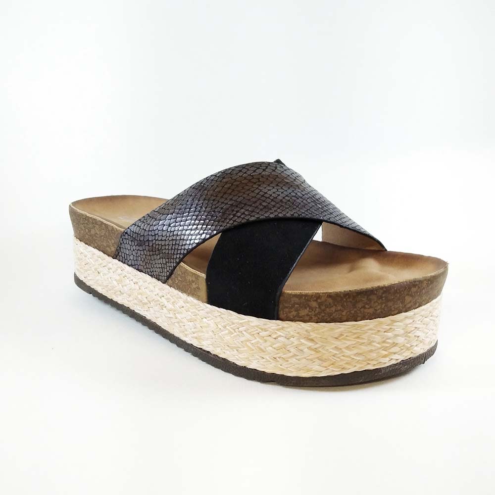 gynaikeia-flatforms-adams-911-20023-mayra